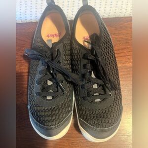 Keen Women's Black Sneakers